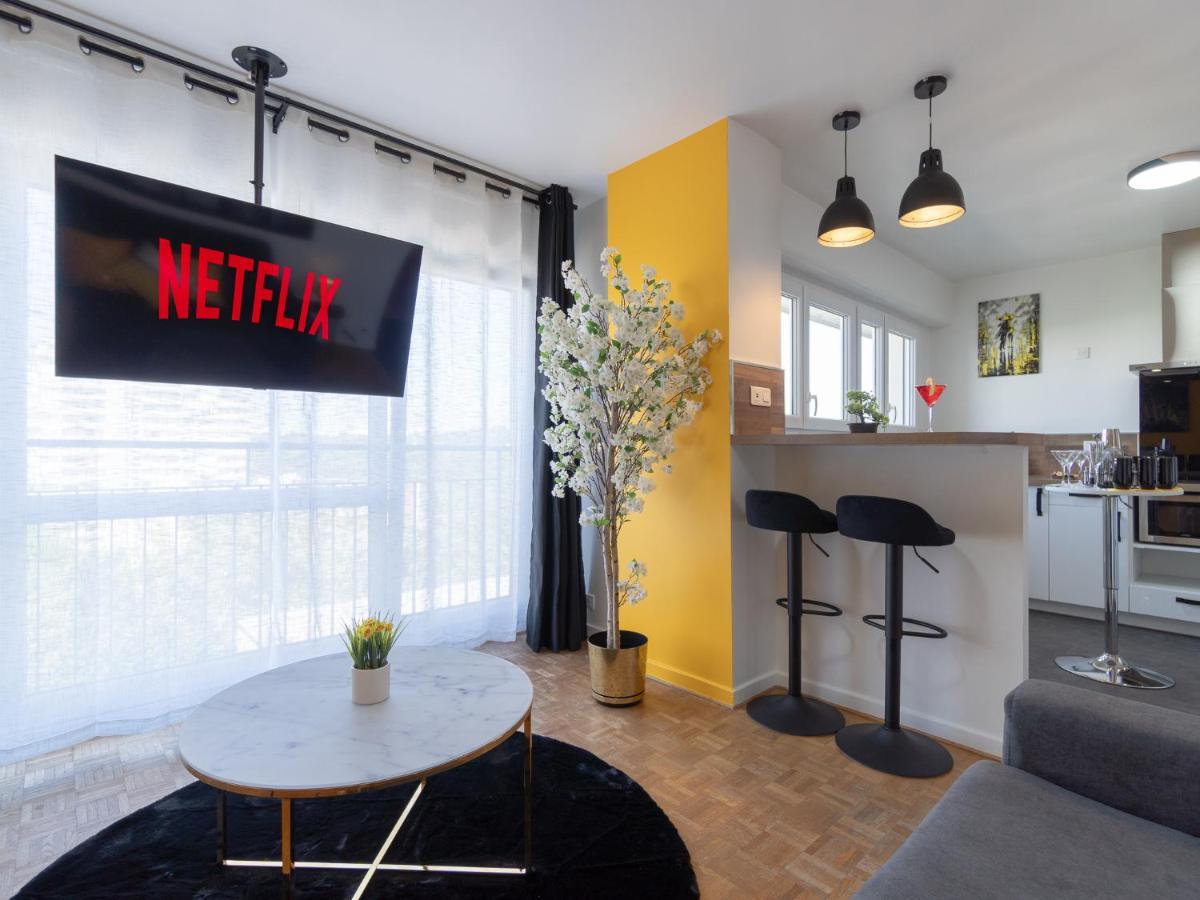 Le Celeste - Hypercentre Parking Et Netflix Gratuits Proche Tramway Et Parc De La Tete D'or Apartment Villeurbanne